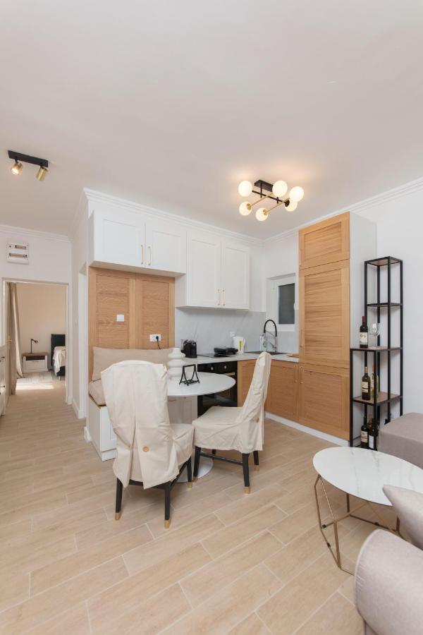 Apartment Spring *